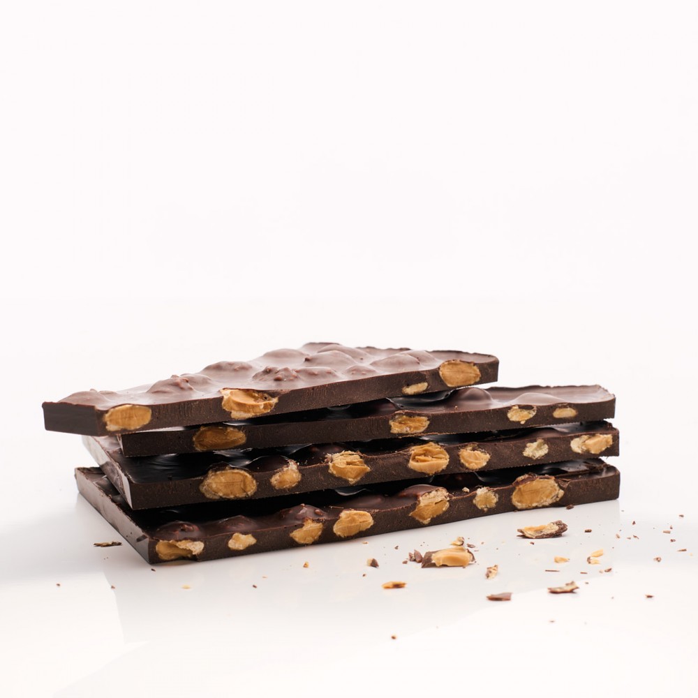 Rajola trencadís xocolata negra 70% i ametlles Marcona acaramel·lades